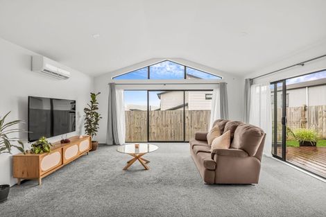 Photo of property in 7 Whale Bay Rise, Gulf Harbour, Whangaparaoa, 0930