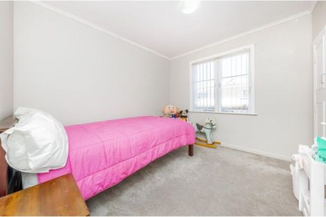 Photo of property in 37 Puriri Road, Manurewa, Auckland, 2102