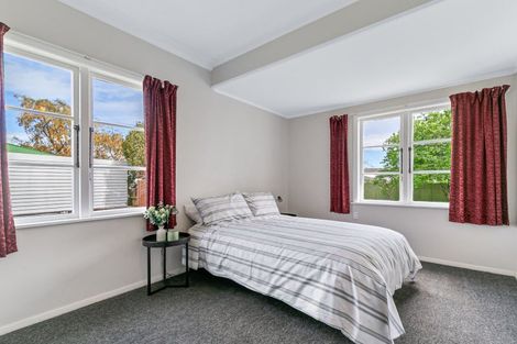 Photo of property in 33 Bowen Street, Levin, 5510