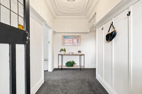 Photo of property in 127 Fitzroy Street, Forbury, Dunedin, 9012