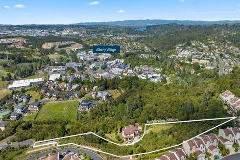 Photo of property in 27 Living Stream Road, Albany Heights, Auckland, 0632