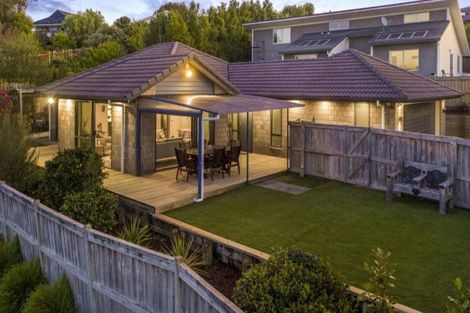 Photo of property in 12 Fendalton Place, Hatfields Beach, Orewa, 0931