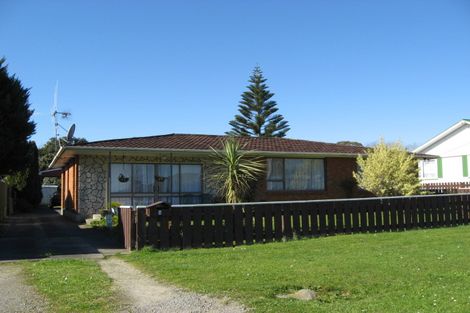 Photo of property in 9 Engles Road, Shannon, 4821