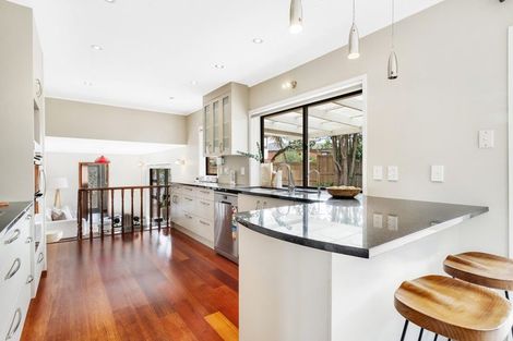 Photo of property in 19 Cornelian Crescent, Half Moon Bay, Auckland, 2012