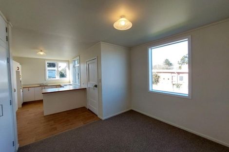 Photo of property in 44a Collins Street, Hawera, 4610