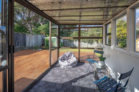 Photo of property in 5 Parakai Street, Paraparaumu, 5032