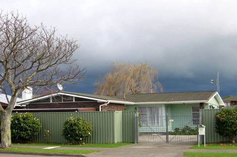 Photo of property in 50 Maxwells Line, Awapuni, Palmerston North, 4412