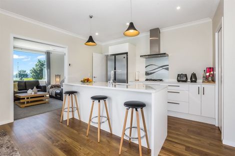 Photo of property in 24 Frances Brown Avenue, Aotea, Porirua, 5024