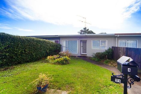 Photo of property in 4/174 Birkdale Road, Birkdale, Auckland, 0626
