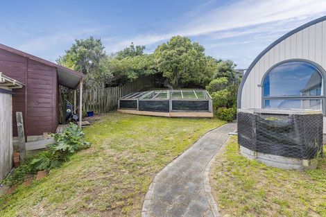 Photo of property in 28 Orchy Crescent, Southgate, Wellington, 6023