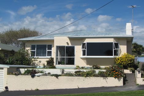 Photo of property in 96 Buller Street, New Plymouth, 4312