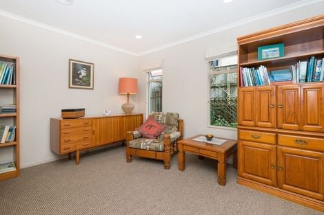 Photo of property in 8/126 Whangaparaoa Road, Red Beach, 0932