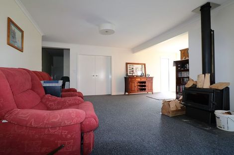 Photo of property in 5 Hartley Avenue, Carterton, 5713