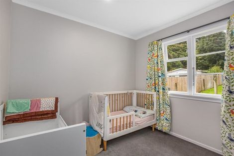 Photo of property in 123 Wellington Road, Wainuiomata, Lower Hutt, 5014