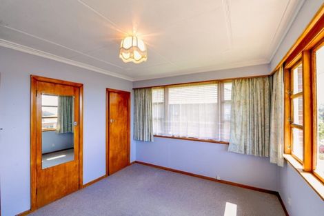 Photo of property in 64 Murray Street, Kew, Dunedin, 9012