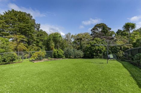 Photo of property in 7 Chardon Place, Henderson, Auckland, 0612