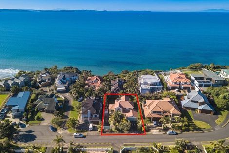 Photo of property in 19 Gilberd Place, Torbay, Auckland, 0630