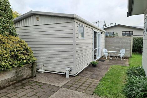 Photo of property in 8 Walmer Grove, Bell Block, New Plymouth, 4312