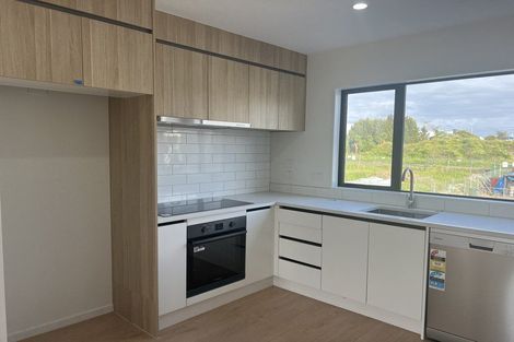 Photo of property in 9 Mataitai Road, Hobsonville, Auckland, 0618