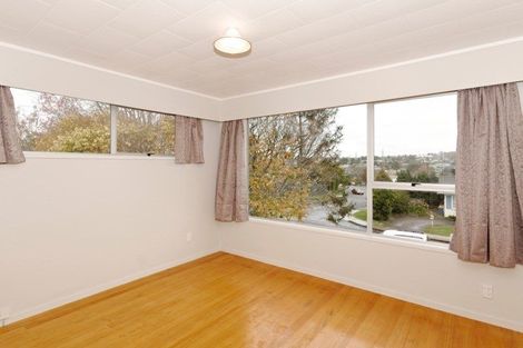Photo of property in 19 Helleur Road, Massey, Auckland, 0614