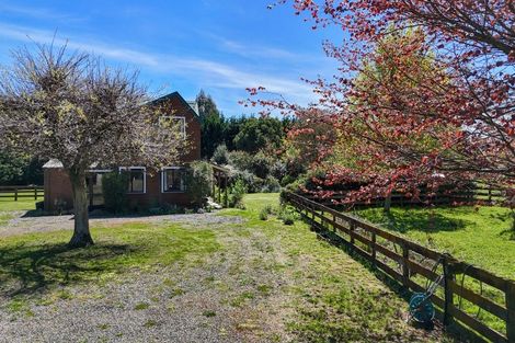 Photo of property in 157 Perrys Road, East Taratahi, Masterton, 5887