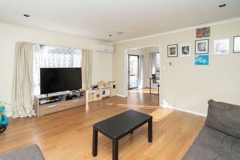 Photo of property in 20 Rosehill Place, Nawton, Hamilton, 3200