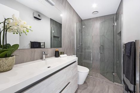 Photo of property in 5/208 Hereford Street, Christchurch Central, Christchurch, 8011