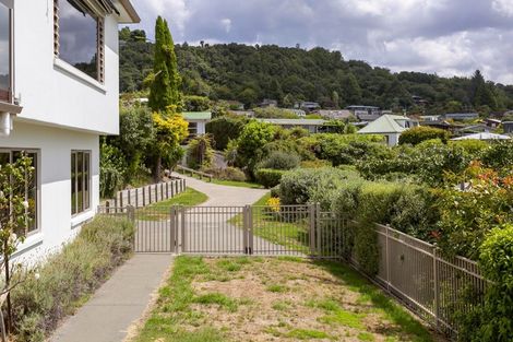 Photo of property in 1/13 Scenic Heights, Acacia Bay, Taupo, 3330