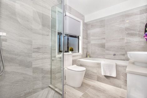 Photo of property in 158b Flat Bush School Road, Flat Bush, Auckland, 2019