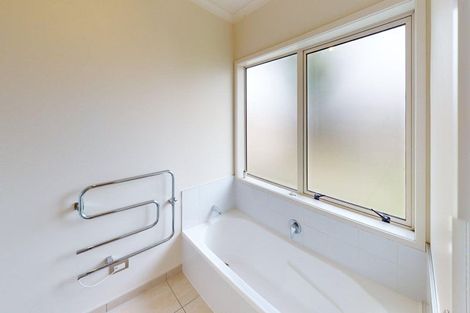 Photo of property in 44 Phillips Street, Sanson, 4817