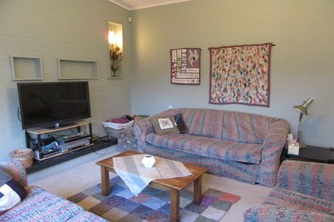 Photo of property in 11 Milnebank Street, Upper Riccarton, Christchurch, 8041