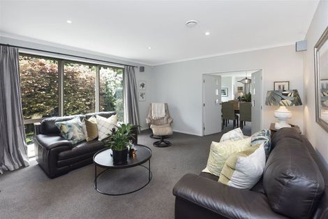 Photo of property in 135a Avonhead Road, Avonhead, Christchurch, 8042