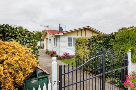 Photo of property in 7 Clarke Avenue, Highbury, Palmerston North, 4412