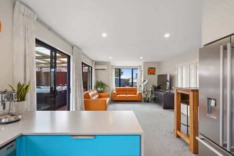 Photo of property in 2 Chaloner Lane, Westmorland, Christchurch, 8025