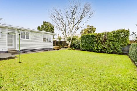 Photo of property in 9 Elm Grove, Westown, New Plymouth, 4310