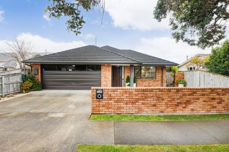 Photo of property in 120b Linton Street, West End, Palmerston North, 4410
