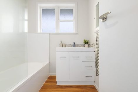 Photo of property in 42 Fox Street, Hamilton East, Hamilton, 3216