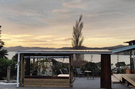 Photo of property in 16 Reotahi Road, Whangarei Heads, Whangarei, 0174