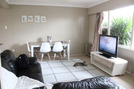Photo of property in 2/1 Osprey Street, Pakuranga, Auckland, 2010