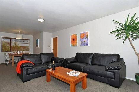 Photo of property in 2/30 Lees Road, Strowan, Christchurch, 8052