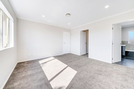 Photo of property in 2 Dunaff Place, Flat Bush, Auckland, 2019