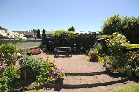 Photo of property in 28a Connemara Drive, Northwood, Christchurch, 8051