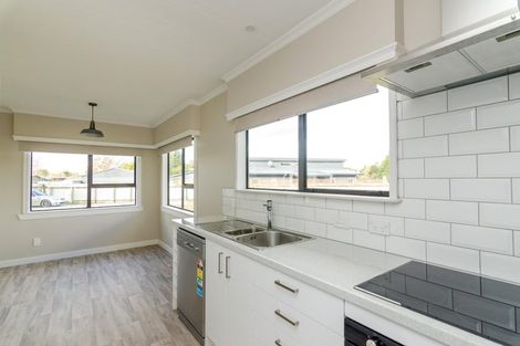 Photo of property in 52a Jellicoe Street, Greytown, 5712