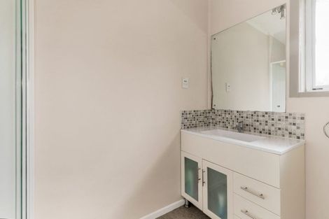 Photo of property in 51 Tirimoana Road, Te Atatu South, Auckland, 0602