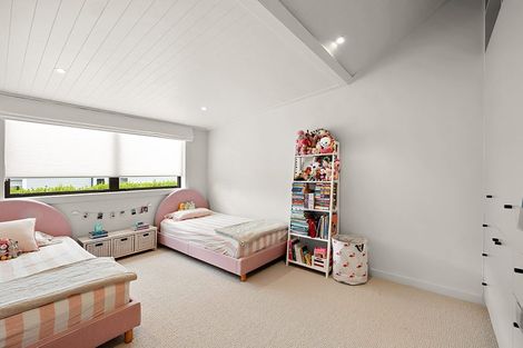 Photo of property in 366 Frankley Road, Ferndale, New Plymouth, 4310