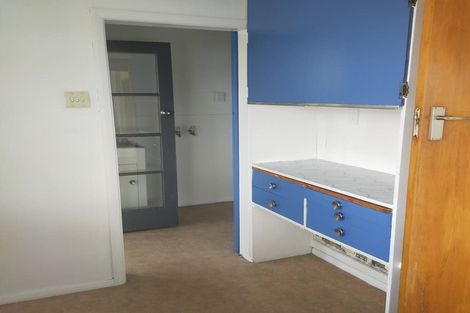 Photo of property in 16 Seaview Terrace, Kew, Dunedin, 9012