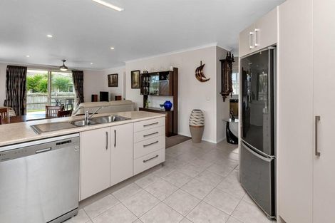 Photo of property in 371 One Tree Point Road, One Tree Point, 0118