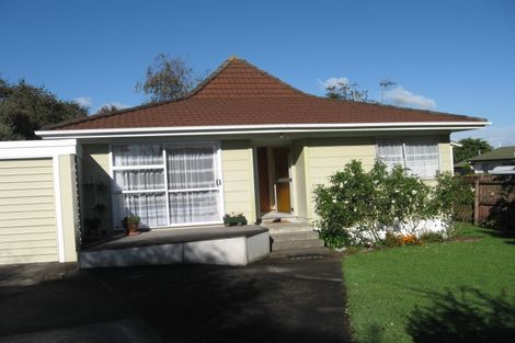 Photo of property in 1/29 Highland Park Drive, Highland Park, Auckland, 2010