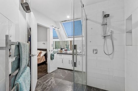 Photo of property in 1/31 Harry Ell Drive, Cashmere, Christchurch, 8022