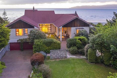 Photo of property in 14 Kirkway, Raumati Beach, Paraparaumu, 5032